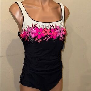 NWT Reebok one piece swimsuit size 16